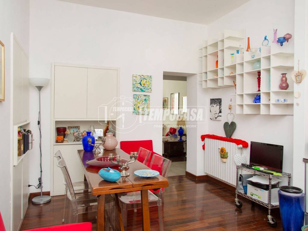 appartamento in vendita a Milano in zona Centro Direzionale