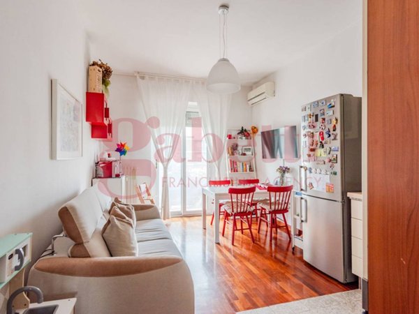 appartamento in vendita a Milano in zona Famagosta