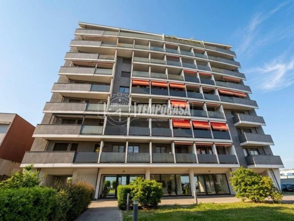 appartamento in vendita a Milano in zona San Cristoforo