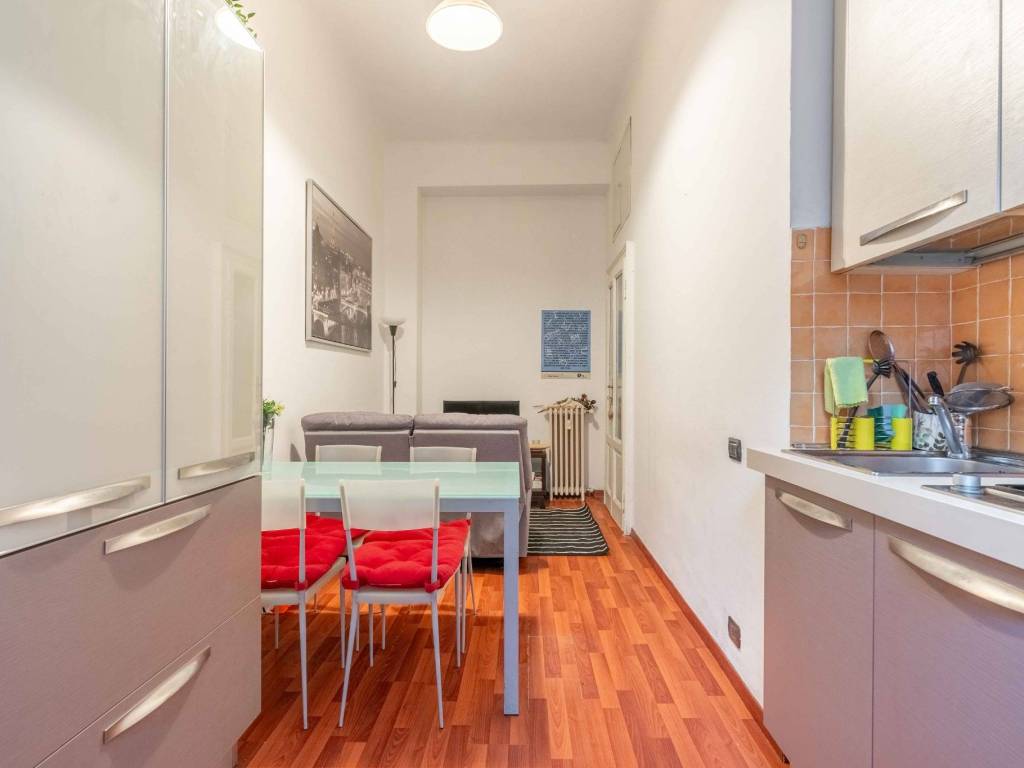 appartamento in vendita a Milano in zona Morivione