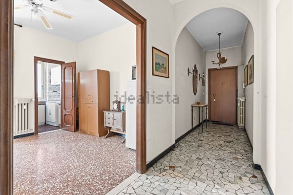 appartamento in vendita a Milano in zona Porta Genova