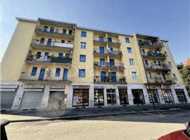 appartamento in vendita a Milano in zona Piazzale Lodi