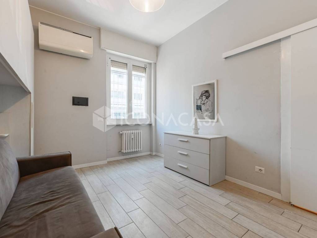 appartamento in vendita a Milano in zona XXII Marzo