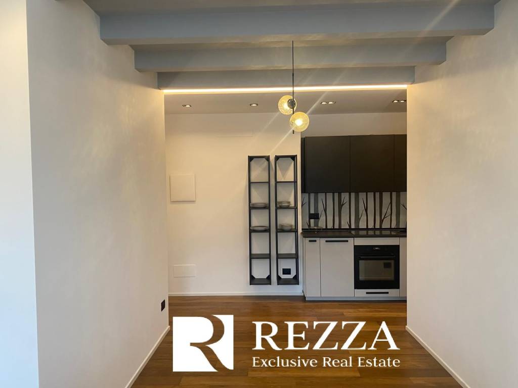 appartamento in vendita a Milano in zona Isola