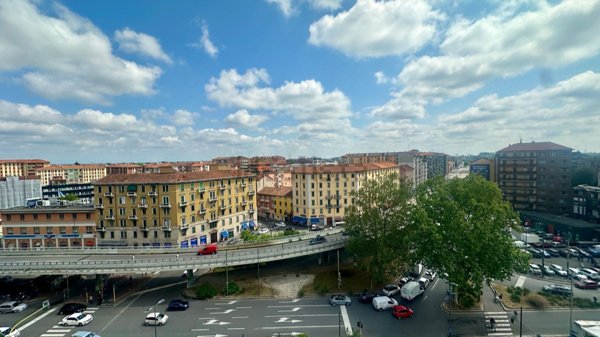 appartamento in vendita a Milano in zona Corvetto
