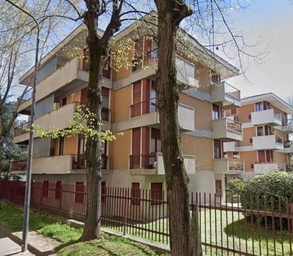 ufficio in vendita a Milano in zona Niguarda