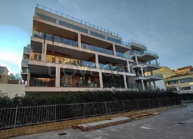ufficio in vendita a Milano in zona Solari