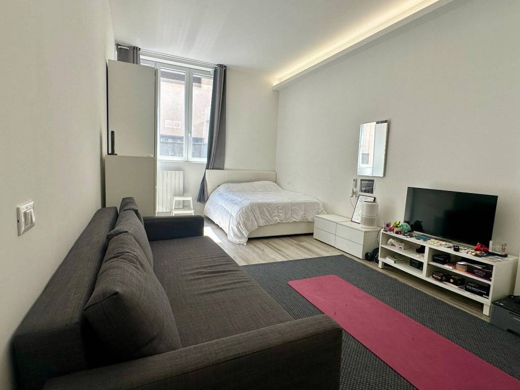 appartamento in vendita a Milano in zona Porta Vittoria