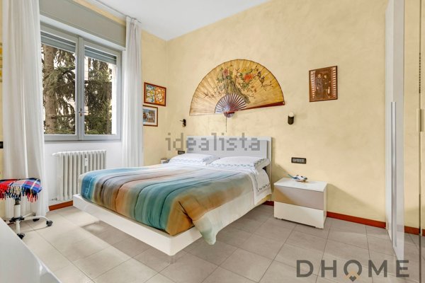 appartamento in vendita a Milano in zona Lorenteggio