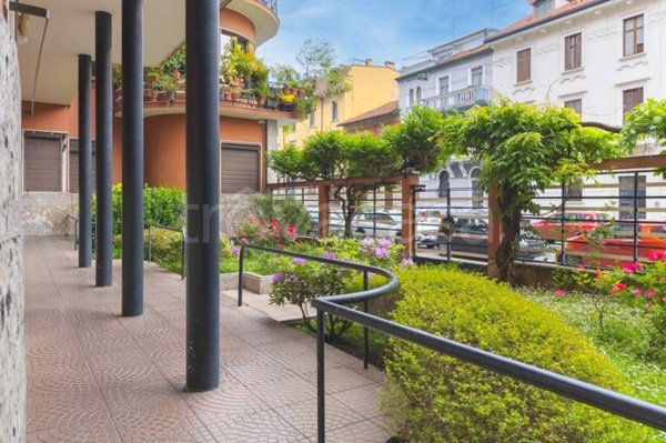 appartamento in vendita a Milano in zona Casoretto
