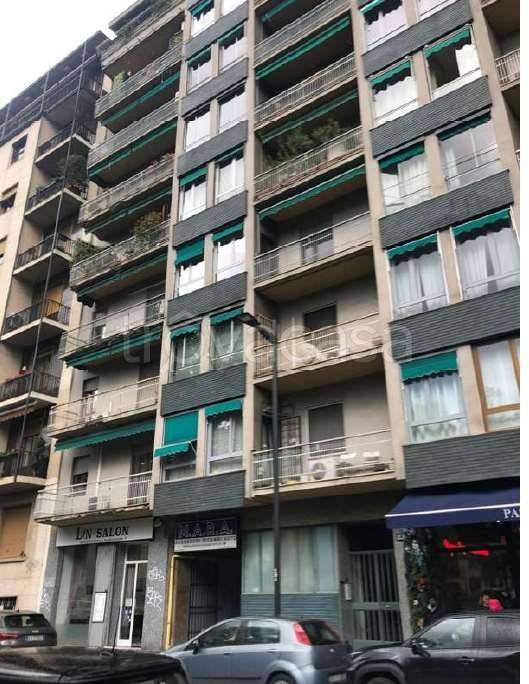 appartamento in vendita a Milano in zona Sempione