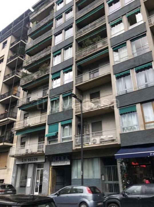 appartamento in vendita a Milano in zona Sempione