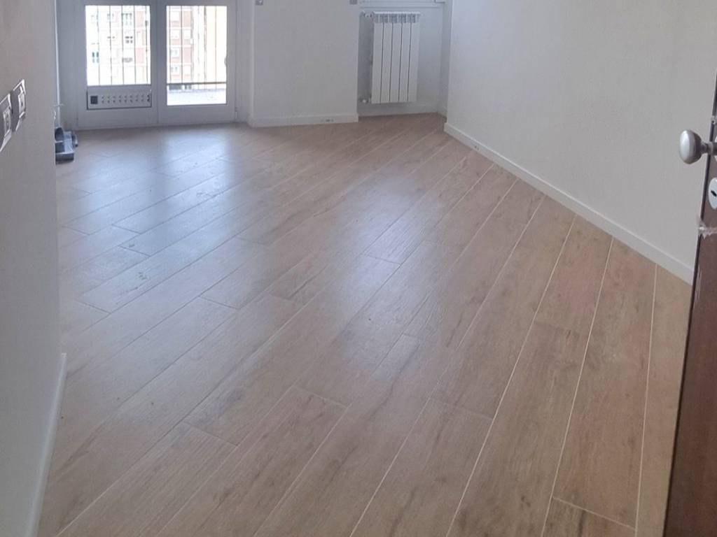 appartamento in vendita a Milano in zona Famagosta