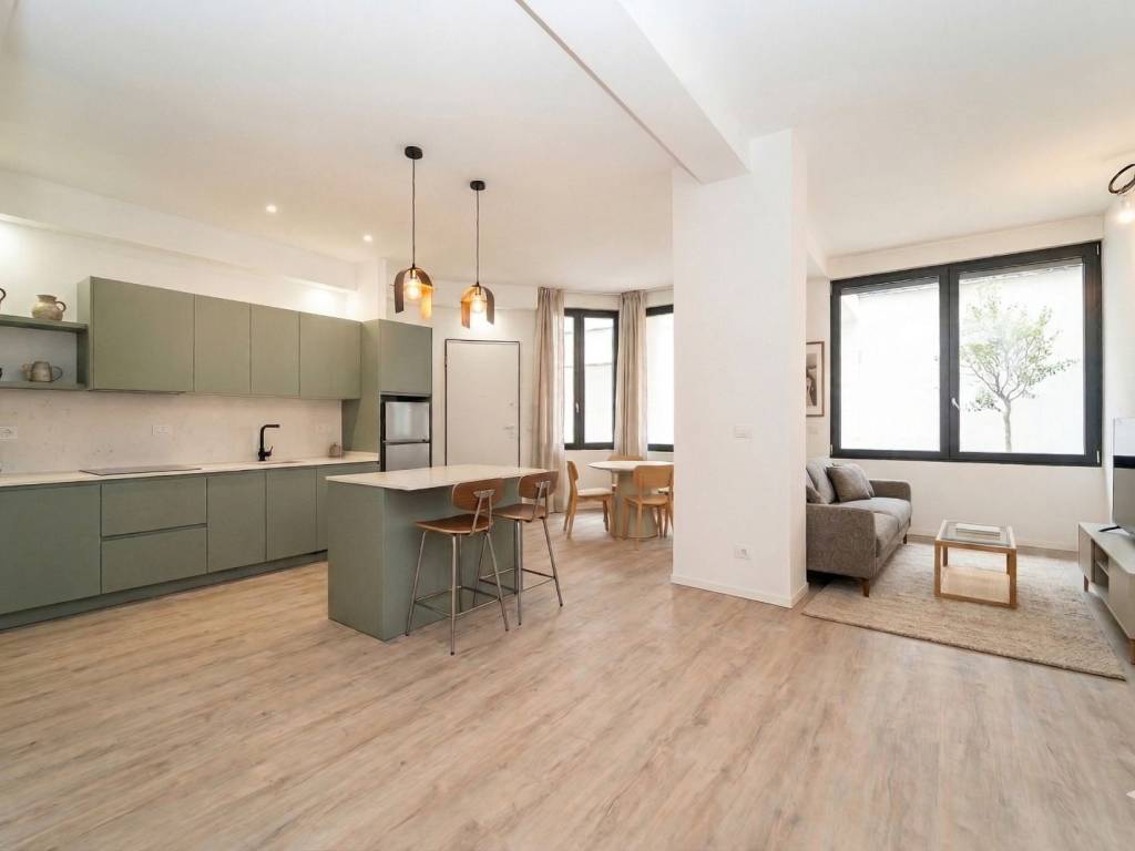 appartamento in vendita a Milano in zona Adriano