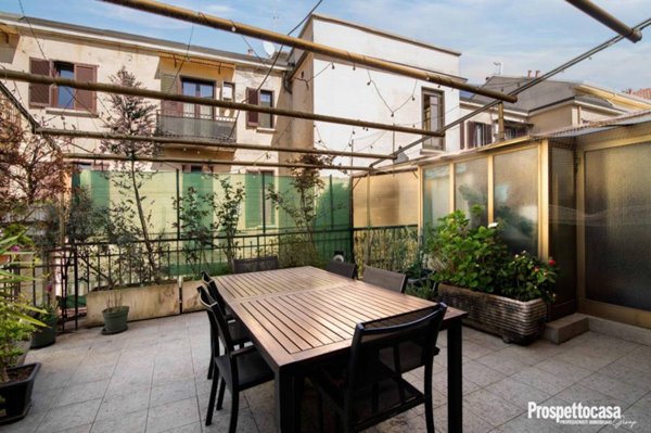 appartamento in vendita a Milano in zona Isola