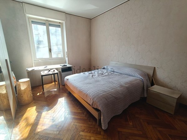 appartamento in vendita a Milano in zona Porta Genova