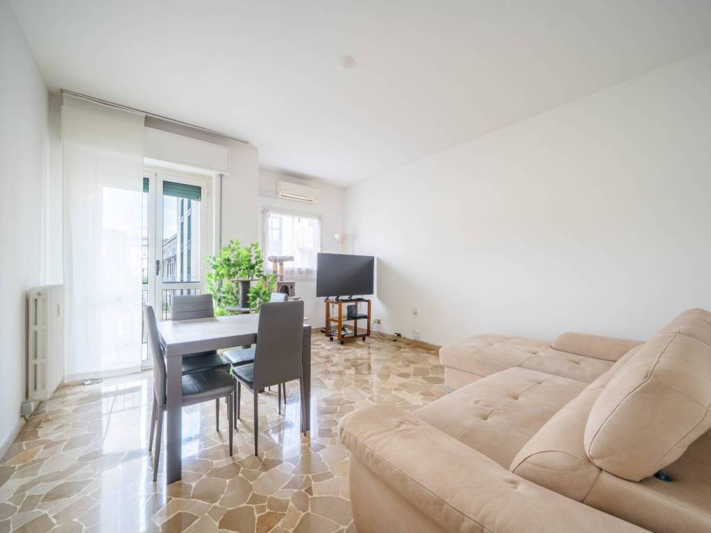 appartamento in vendita a Milano in zona Turro