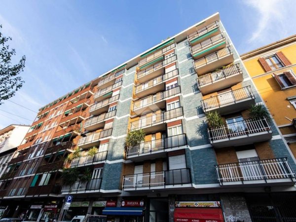 appartamento in vendita a Milano in zona Loreto
