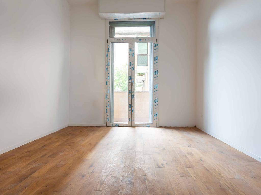 appartamento in vendita a Milano in zona Barona