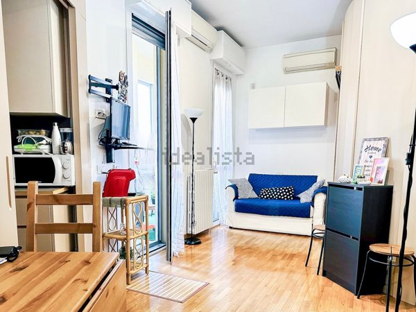 appartamento in vendita a Milano in zona Stadera