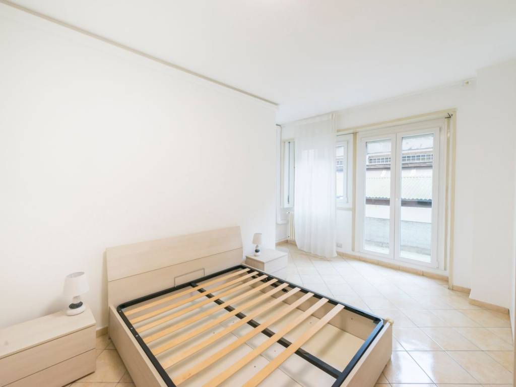 appartamento in vendita a Milano in zona XXII Marzo