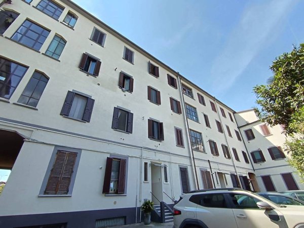 appartamento in vendita a Milano in zona Corvetto