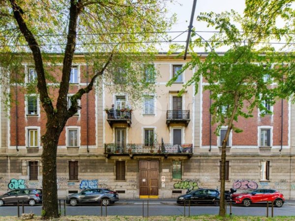 appartamento in vendita a Milano in zona Ghisolfa