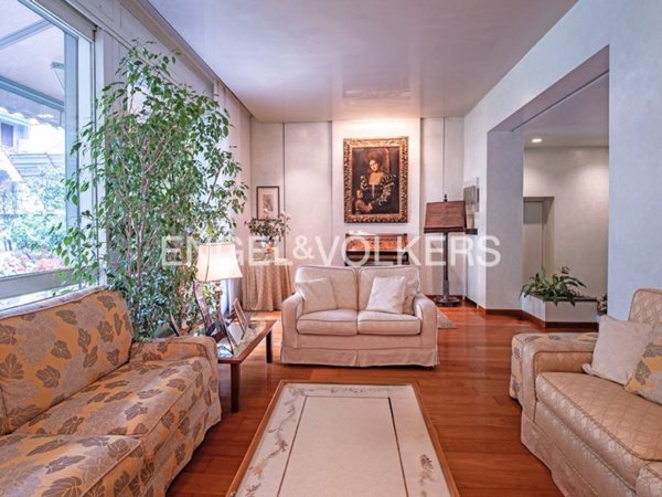 casa indipendente in vendita a Milano in zona Piazzale Lodi