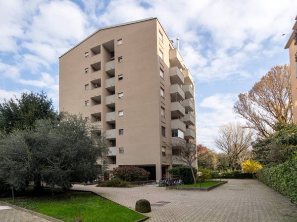 appartamento in vendita a Milano in zona Bovisa