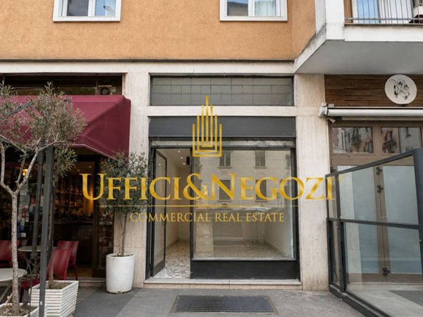 negozio in vendita a Milano in zona Isola