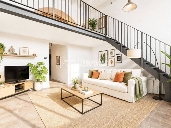 appartamento in vendita a Milano in zona Porta Genova