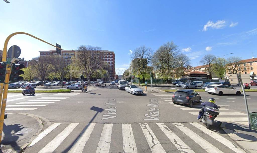 appartamento in vendita a Milano in zona Adriano