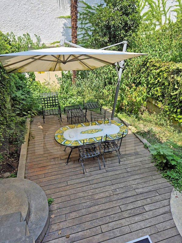 casa indipendente in vendita a Milano in zona De Angeli