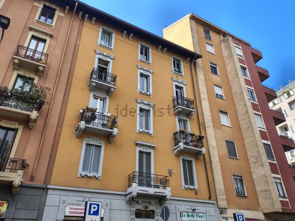 casale in vendita a Milano in zona Porta Romana