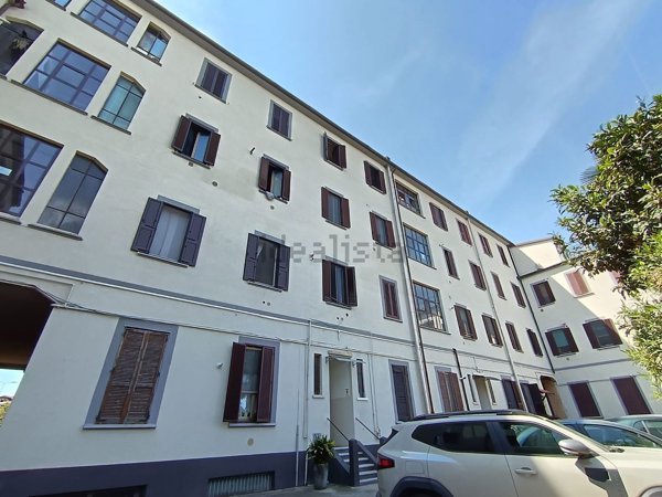 appartamento in vendita a Milano in zona Rogoredo
