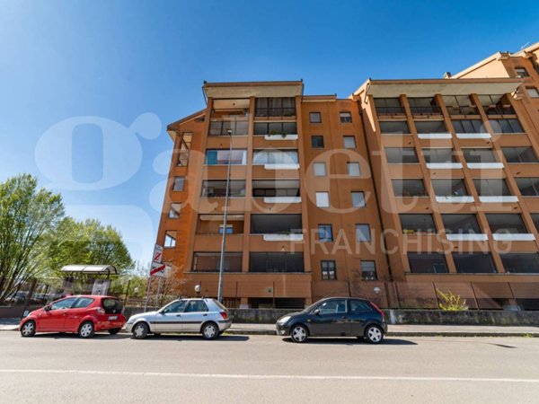 appartamento in vendita a Milano in zona Gratosoglio