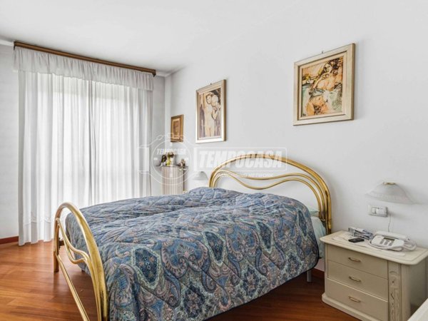 appartamento in vendita a Milano in zona Famagosta