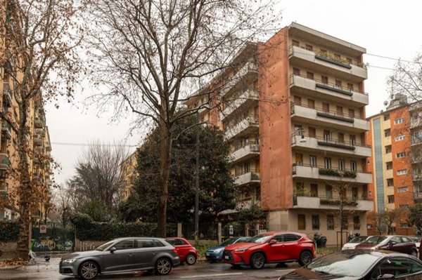 appartamento in vendita a Milano in zona Bocconi