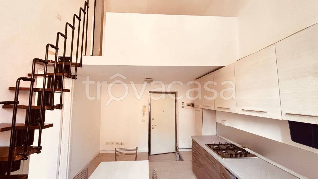 appartamento in vendita a Milano in zona Baggio