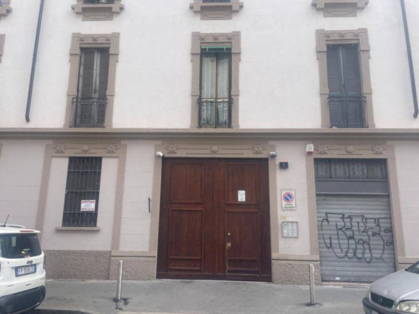 appartamento in vendita a Milano in zona Vigentino