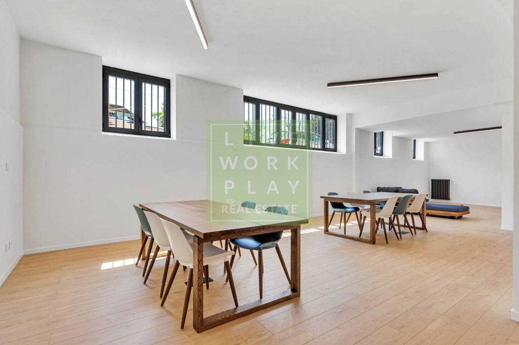 ufficio in vendita a Milano in zona Forlanini