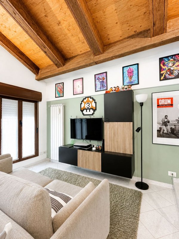 appartamento in vendita a Milano in zona Stadera