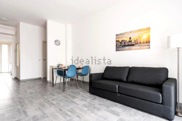appartamento in vendita a Milano in zona Porta Genova