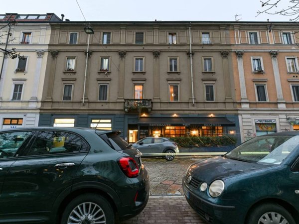 appartamento in vendita a Milano in zona Vigentino