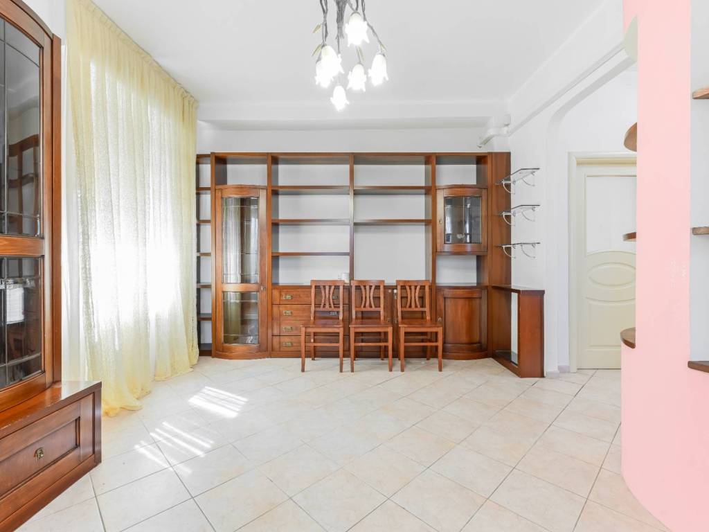appartamento in vendita a Milano in zona Porta Venezia