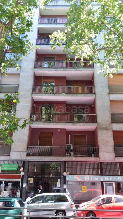 negozio in vendita a Milano