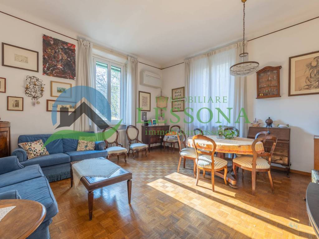 appartamento in vendita a Milano in zona Città Studi