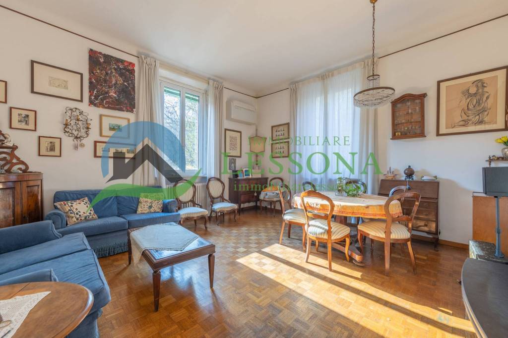 appartamento in vendita a Milano in zona Città Studi