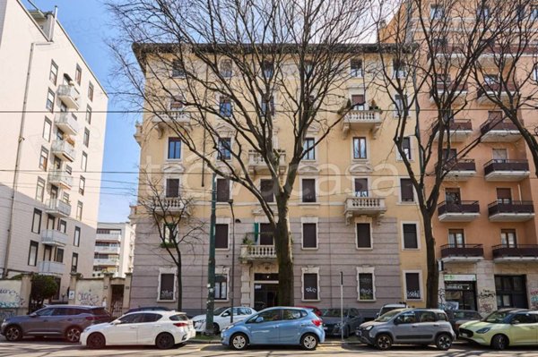 appartamento in vendita a Milano in zona Casoretto
