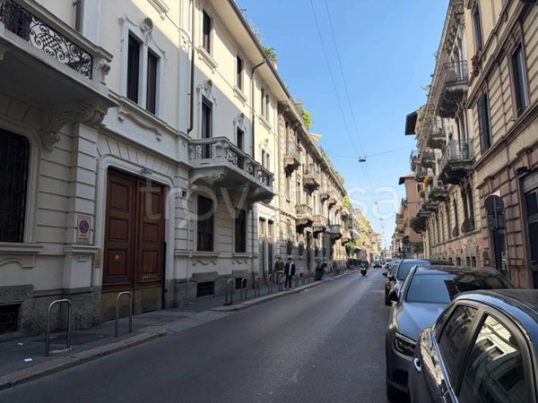 negozio in vendita a Milano